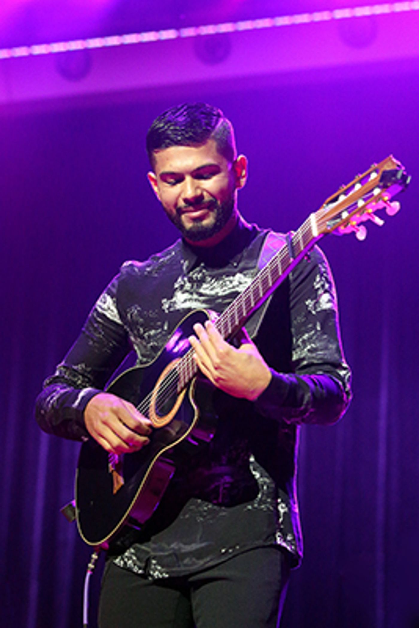 Review: THE GIPSY KINGS at The San Diego Symphony's Rady Shell  Image