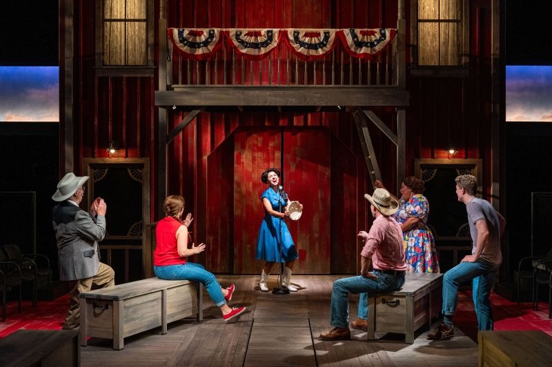 Review: THE BRIDGES OF MADISON COUNTY at Signature Theatre  Image