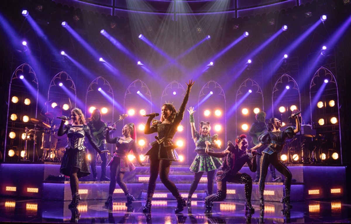 Maggie Lacasse, Elysia Cruz, Jaz Robinson, Julia Pulo, Krystal Hernández, Lauren Mariasoosay. at 