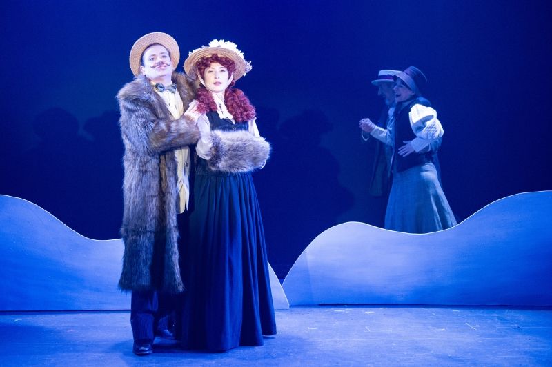 Feature: Arkansas Writer Visits Santa Fe Playhouse to See A GENTLEMAN'S GUIDE TO LOVE AND MURDER  Image