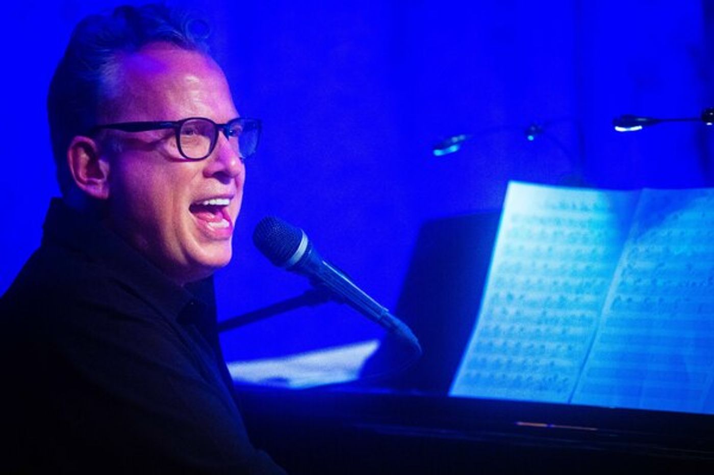 Photos: August 15th Performance Of THE LINEUP WITH SUSIE MOSHER As Photographed By Matt Baker  Image