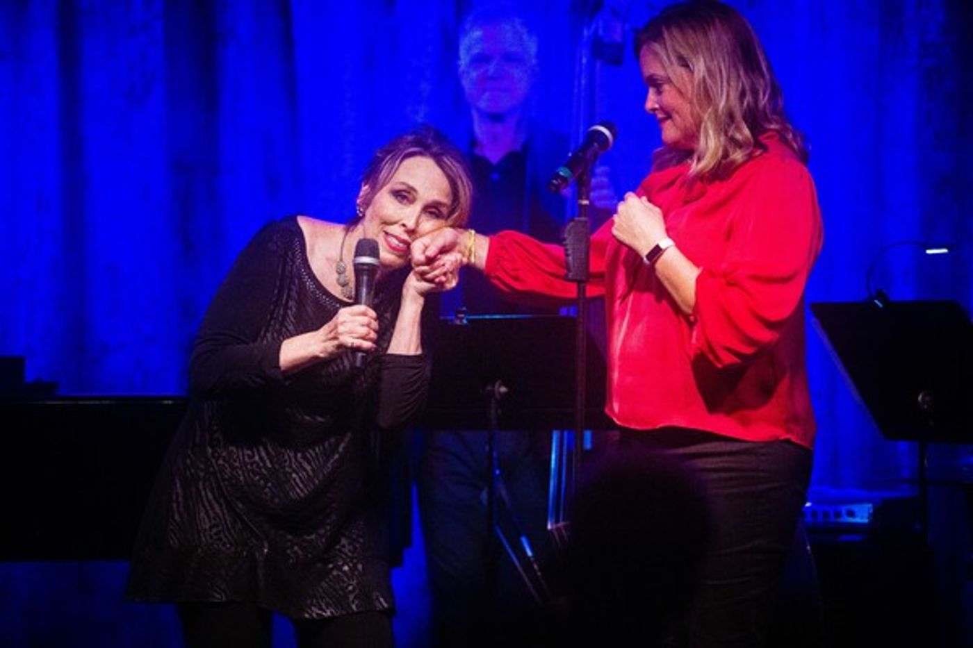 Photos: August 15th Performance Of THE LINEUP WITH SUSIE MOSHER As Photographed By Matt Baker Photos: August 15th Performance Of THE LINEUP WITH SUSIE MOSHER As Photographed By Matt Baker Image