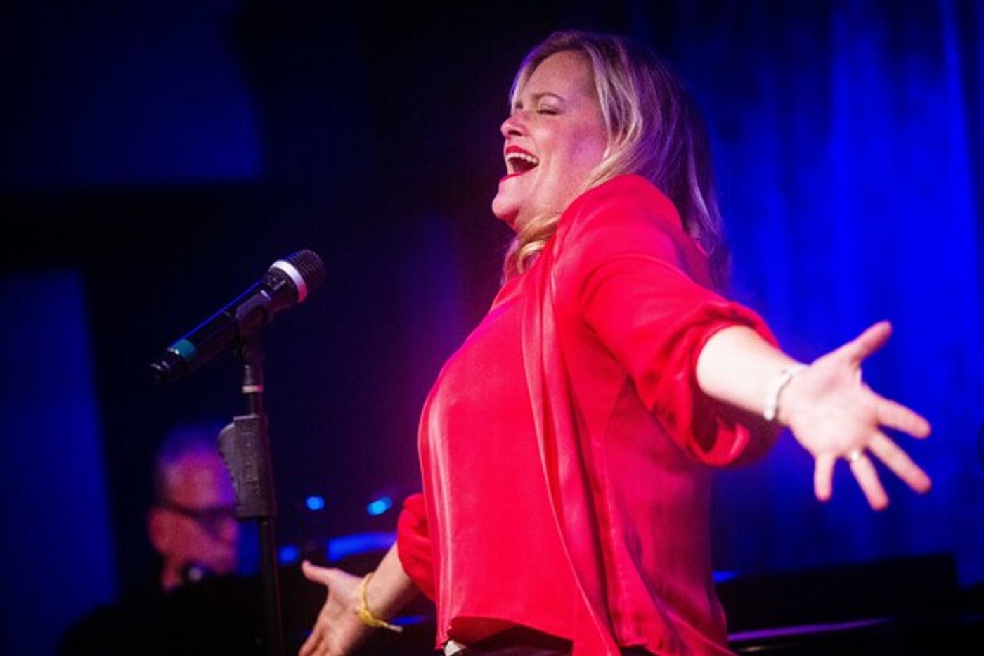 Photos: August 15th Performance Of THE LINEUP WITH SUSIE MOSHER As Photographed By Matt Baker Photos: August 15th Performance Of THE LINEUP WITH SUSIE MOSHER As Photographed By Matt Baker Image