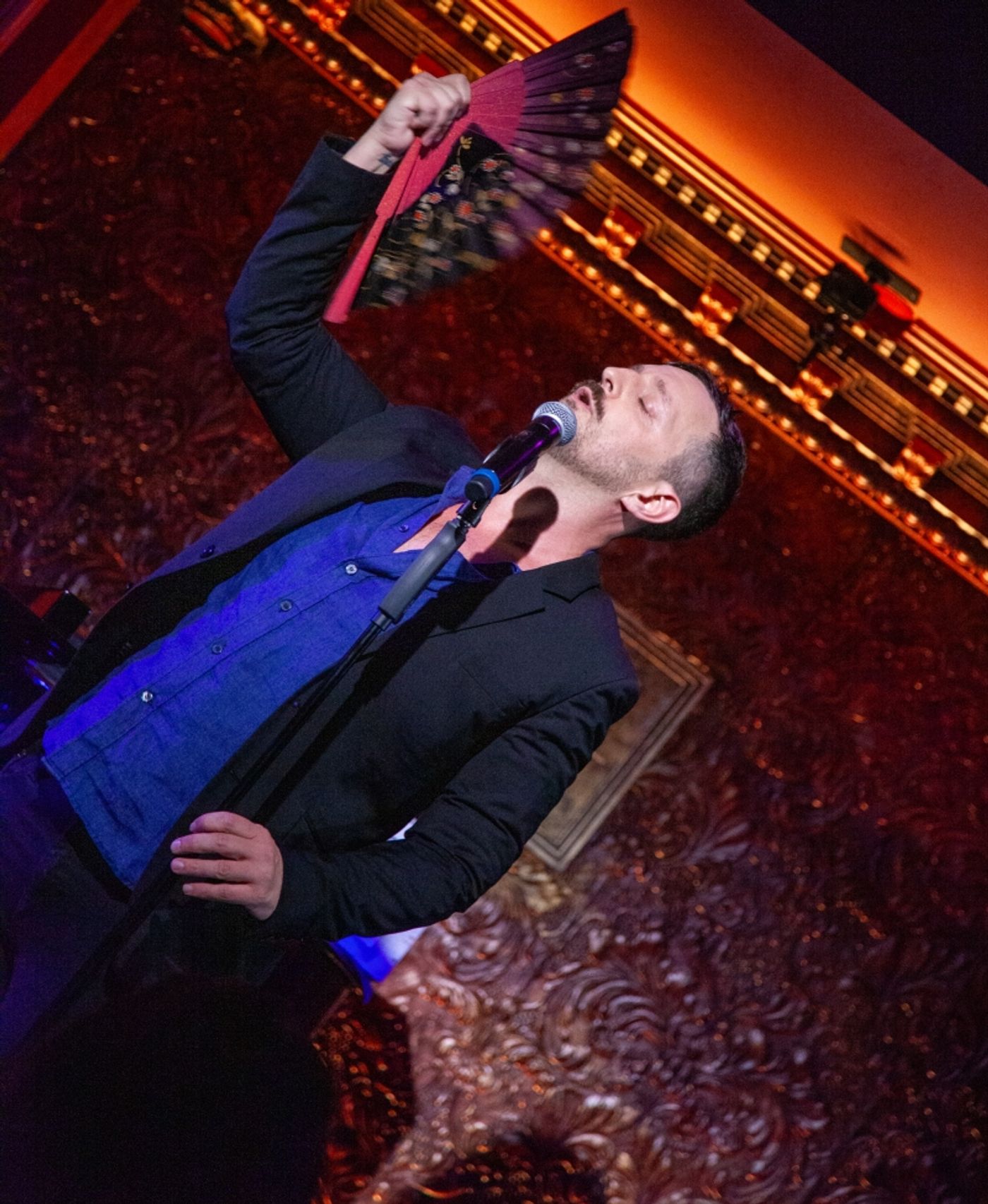Photos: Jonathan Hoover Debut SECOND-RATE SOMEBODY Packs 54 Below With Cheering Throng  Image