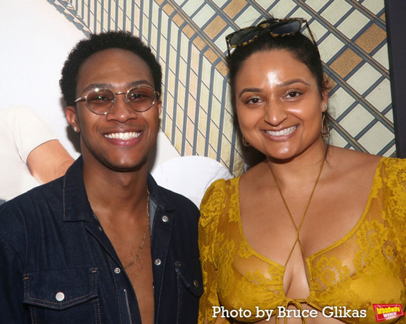 Photos: On the Red Carpet at Opening Night of EL MAGO POP  Image