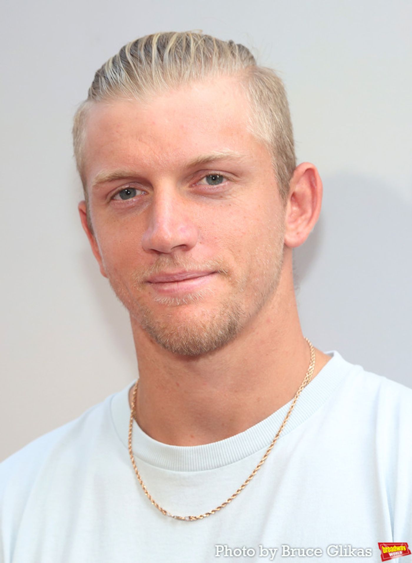 Photos: On the Red Carpet at Opening Night of EL MAGO POP  Image