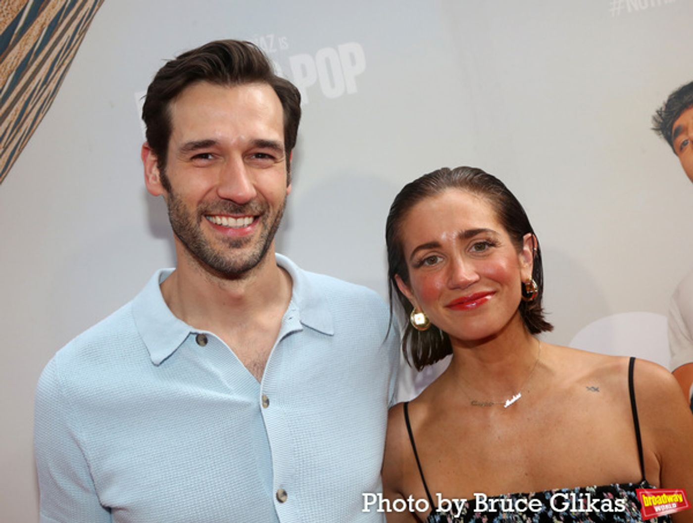 Photos: On the Red Carpet at Opening Night of EL MAGO POP  Image