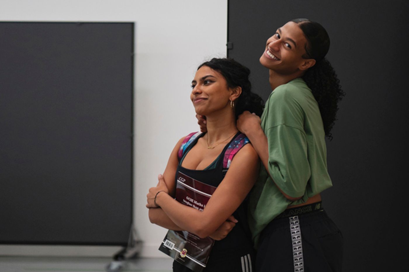 Photos: Inside Rehearsal For the UK and Ireland Tour of EVERYBODY'S TALKING ABOUT JAMIE  Image