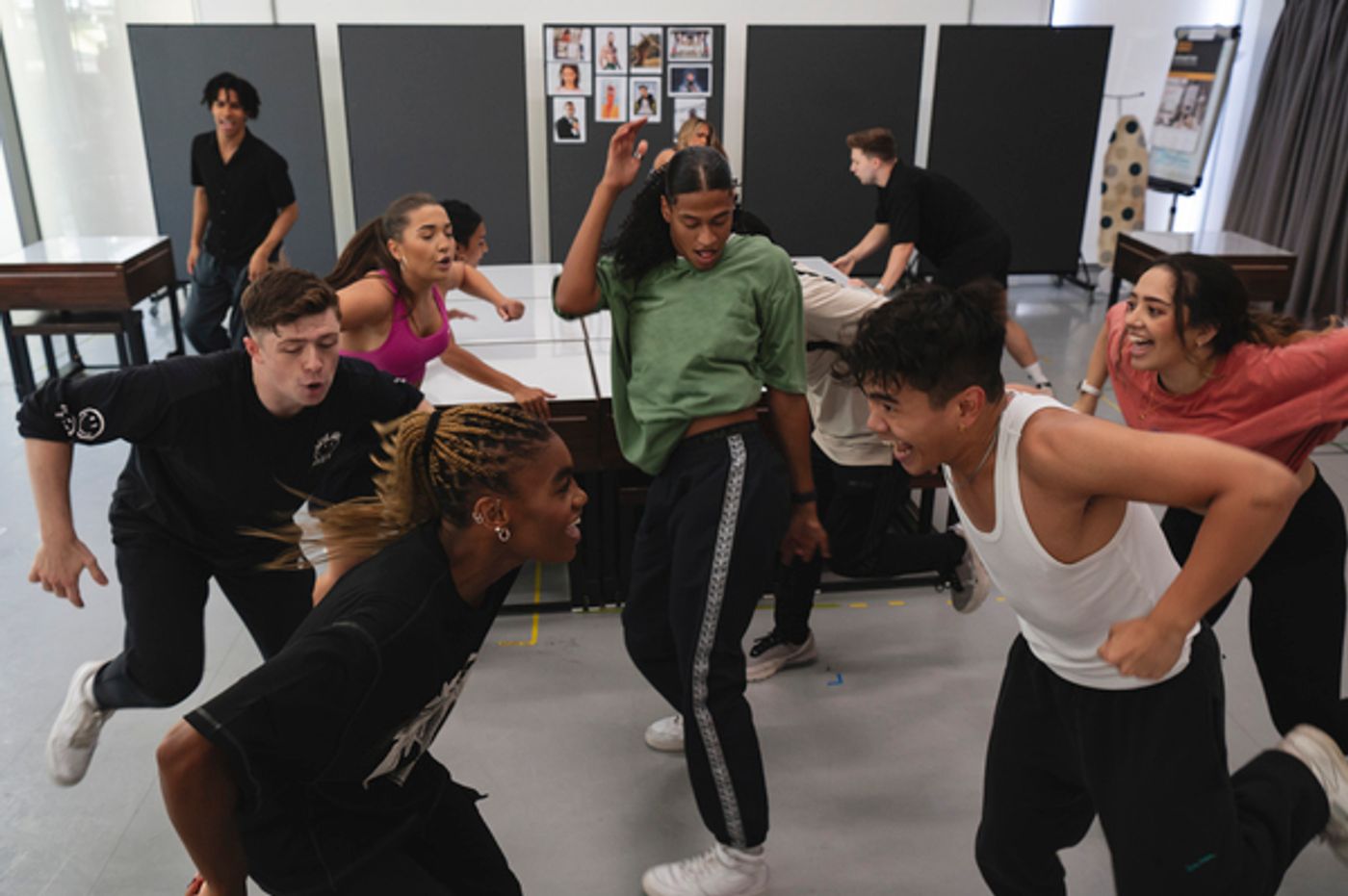 Photos: Inside Rehearsal For the UK and Ireland Tour of EVERYBODY'S TALKING ABOUT JAMIE  Image