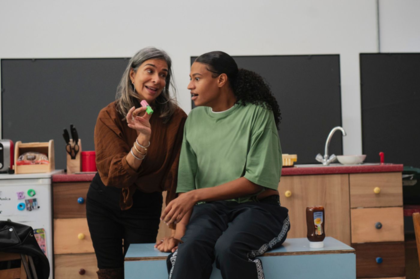 Photos: Inside Rehearsal For the UK and Ireland Tour of EVERYBODY'S TALKING ABOUT JAMIE  Image