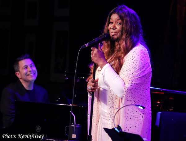 Photos: Wendy Moten Makes Triumphant Return to Birdland  Image