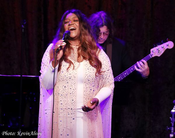 Photos: Wendy Moten Makes Triumphant Return to Birdland  Image