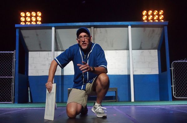 Photos: First Look at The Sauk's ROUNDING THIRD  Image