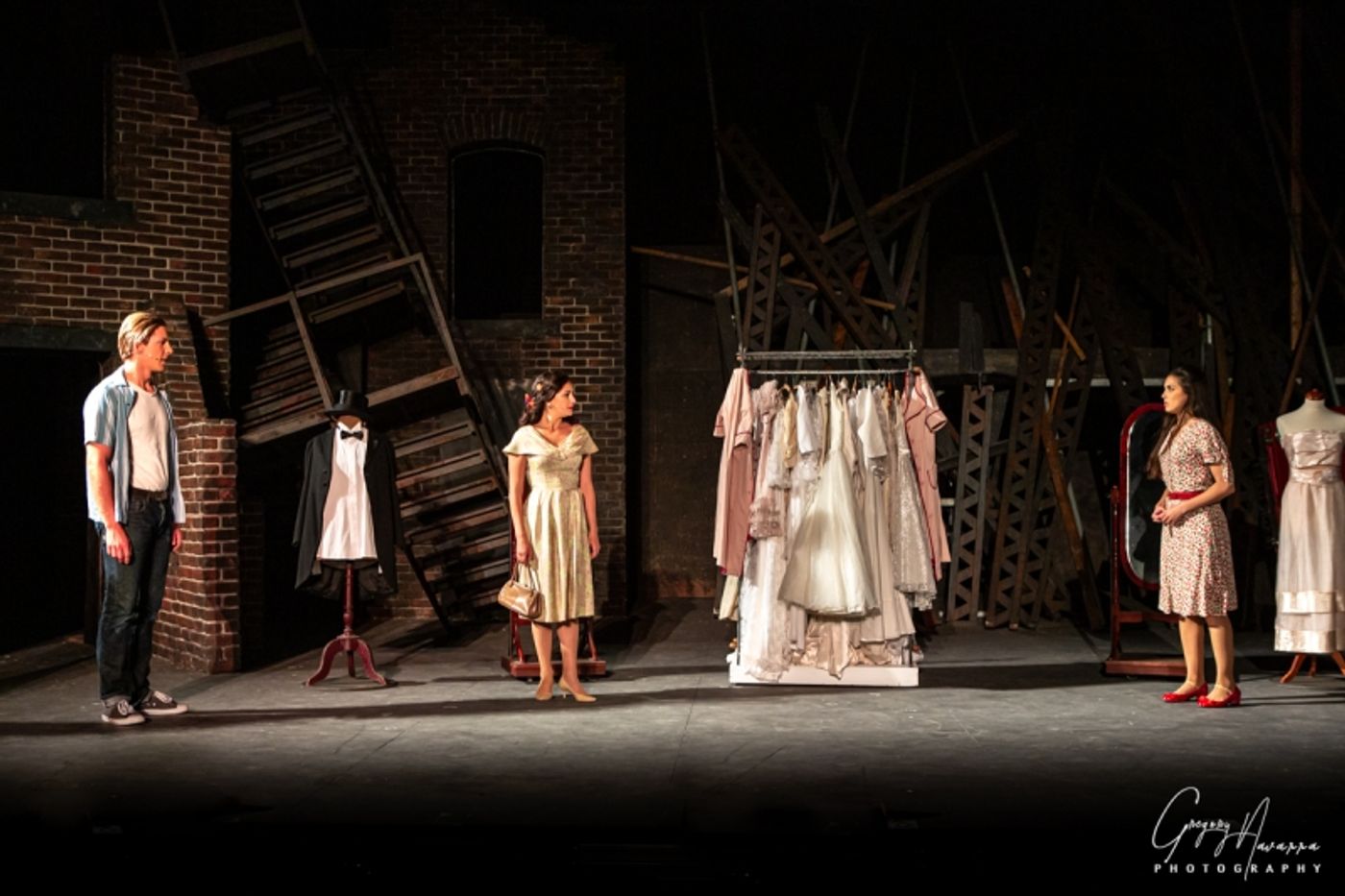 Review: WEST SIDE STORY at Château Du Karreveld  Image