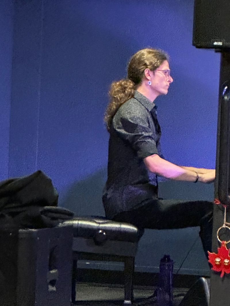 Review: MSMT Singers Close Out 2023 Season with Splendid Cabaret at Cadenza  Image