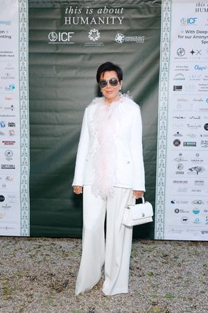 Kris Jenner Photo