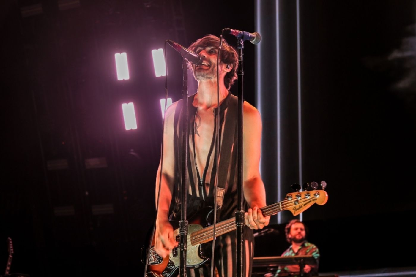 Review: WET HOT ALL AMERICAN SUMMER TOUR - ALL AMERICAN REJECTS at Armory  Image