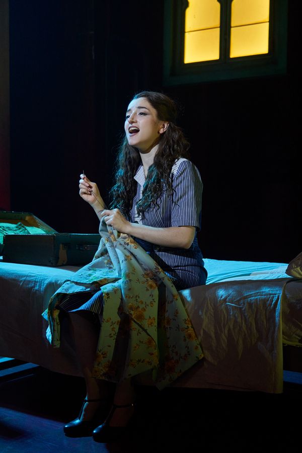 Photos: Primeras imágenes de la gira de EL TIEMPO ENTRE COSTURAS Photos: Primeras imágenes de la gira de EL TIEMPO ENTRE COSTURAS Image