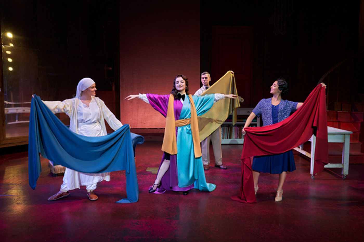 Photos: Primeras imágenes de la gira de EL TIEMPO ENTRE COSTURAS Photos: Primeras imágenes de la gira de EL TIEMPO ENTRE COSTURAS Image