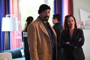 Jesse L. Martin as Alec Mercer, Maahra Hill as Marisa @ BroadwayWorld Jesse L. Martin as Alec Mercer, Maahra Hill as Marisa Photo