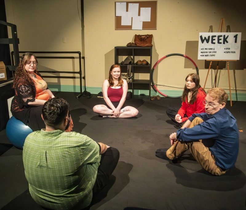 Review: CIRCLE MIRROR TRANSFORMATION at The Weekend Theater  Image