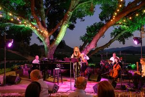 Brooke Shields @ BroadwayWorld Brooke Shields Photo