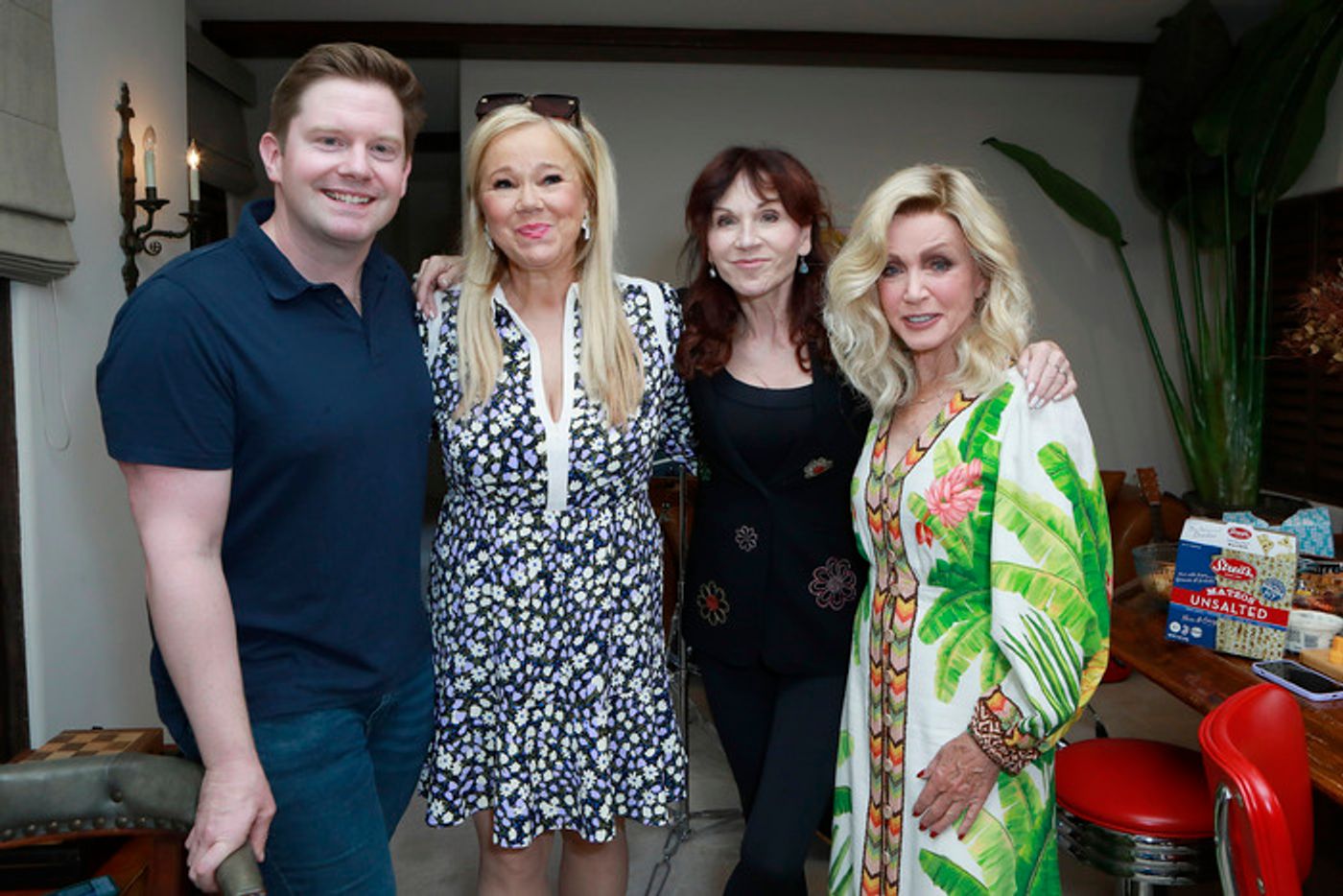 Photos: STARS IN THE HOUSE Raises More Than $55,000 During Labor Day Special  Image