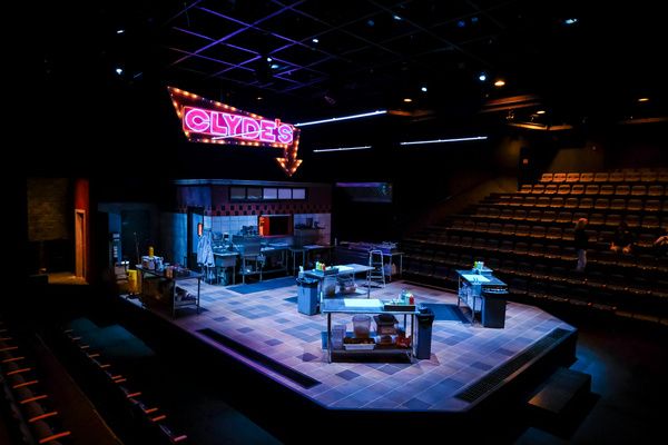 Scenic Design by Riw Rakkulchon  Photo