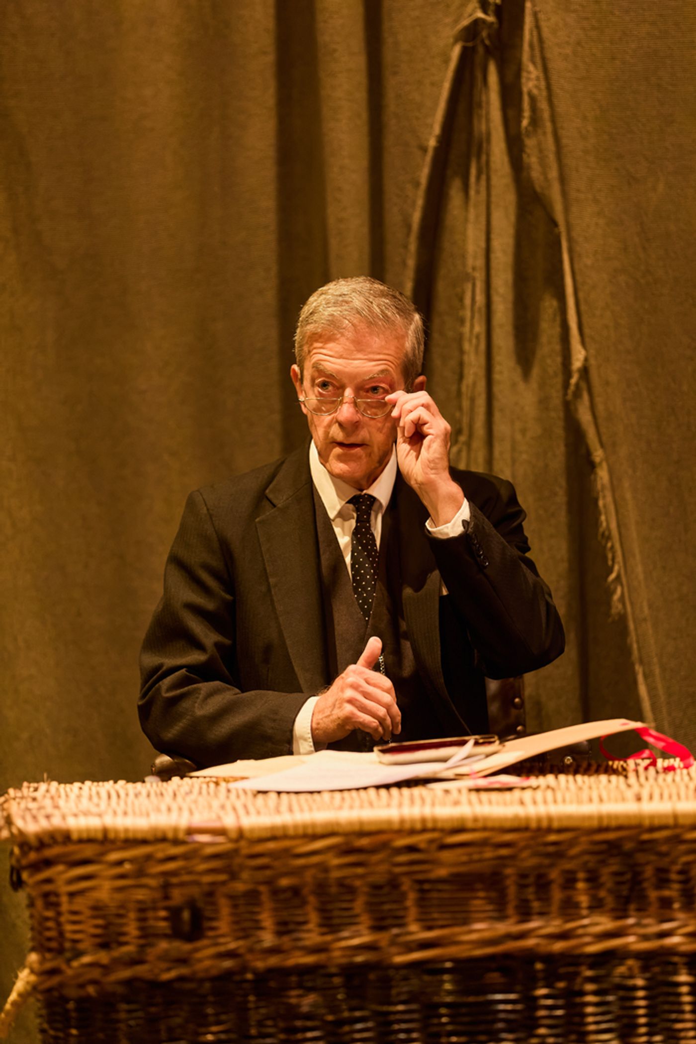 Photos: First Look at THE WOMAN IN BLACK UK Tour  Image