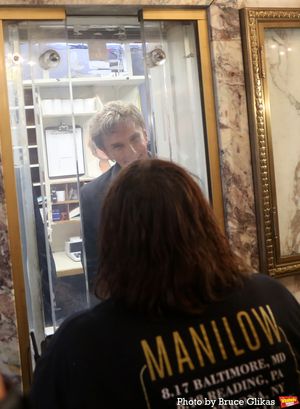 Barry Manilow Photo
