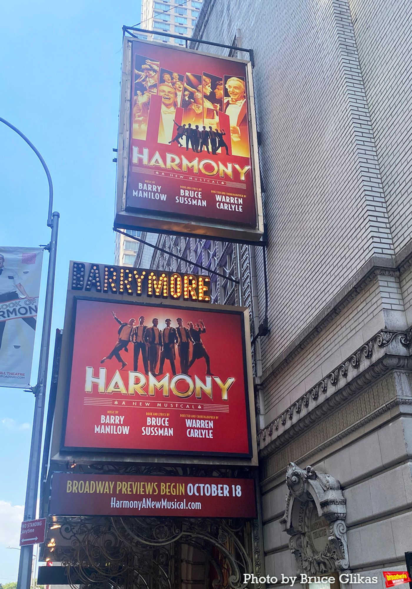 Photos: Barry Manilow, Bruce Sussman & More Open HARMONY Box Office  Image
