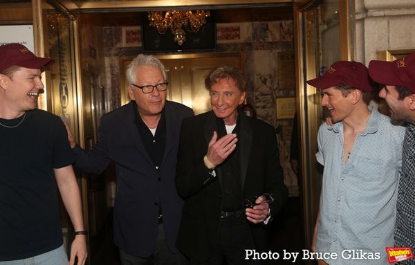 Eric Peters, Bruce Sussman, Barry Manilow, Blake Roman and Zal Owen Photo