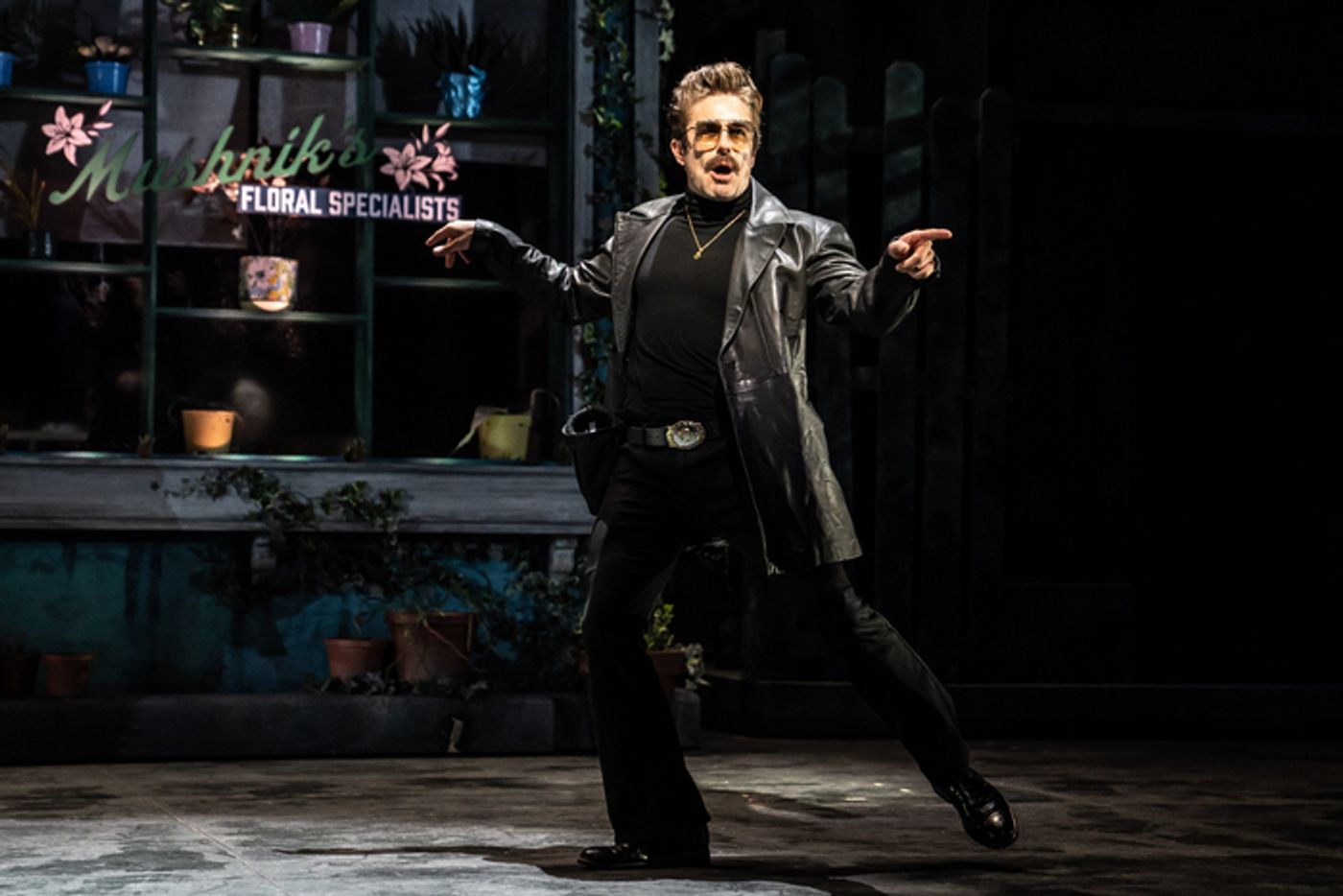Photos: First Look at Paramount Theatre's LITTLE SHOP OF HORRORS  Image