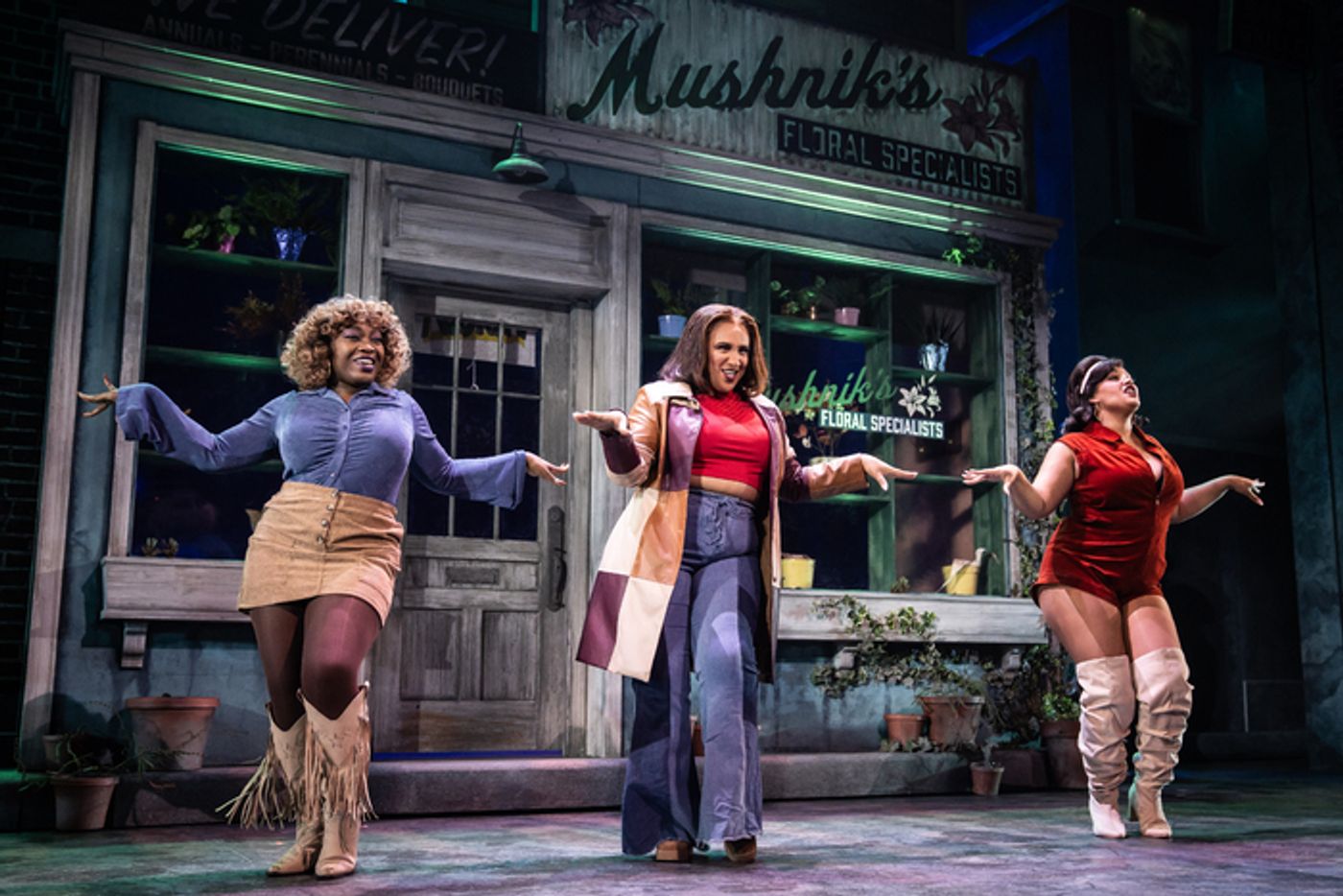 Photos: First Look at Paramount Theatre's LITTLE SHOP OF HORRORS  Image