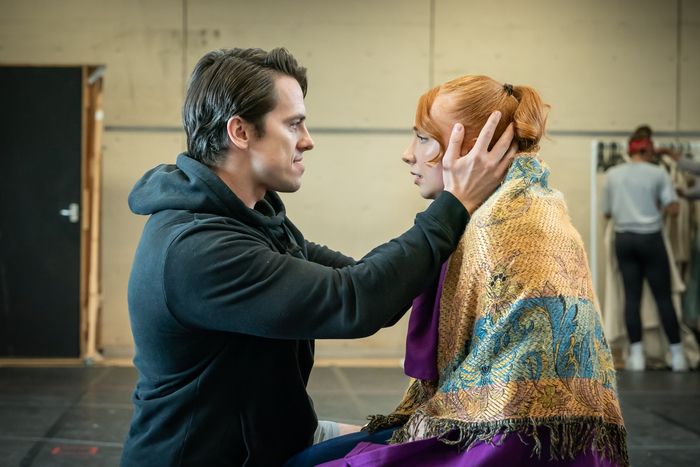 Photos: FROZEN Extends West End Booking Until June 2024; Plus New Rehearsal Photos! — photo 7 of 8