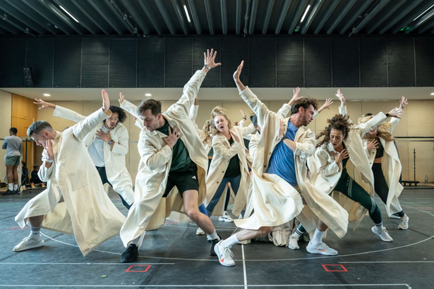 Photos: FROZEN Extends West End Booking Until June 2024; Plus New Rehearsal Photos!  Image