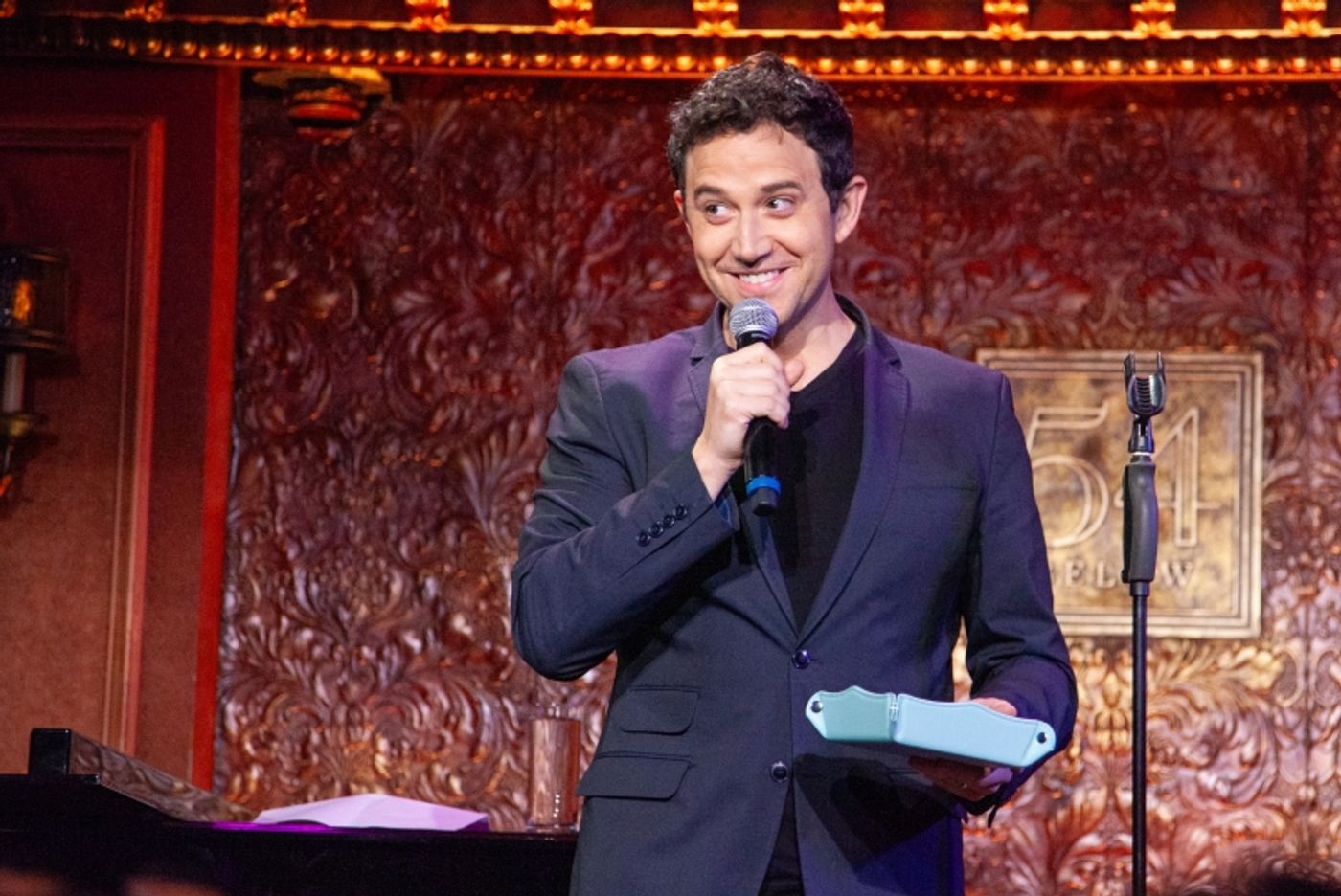 Review: SANTINO FONTANA At 54 Below A Good Choice Review: SANTINO FONTANA At 54 Below A Good Choice Image