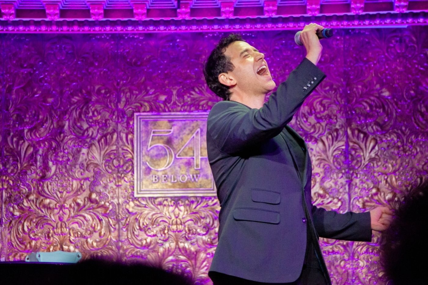 Review: SANTINO FONTANA At 54 Below A Good Choice Review: SANTINO FONTANA At 54 Below A Good Choice Image