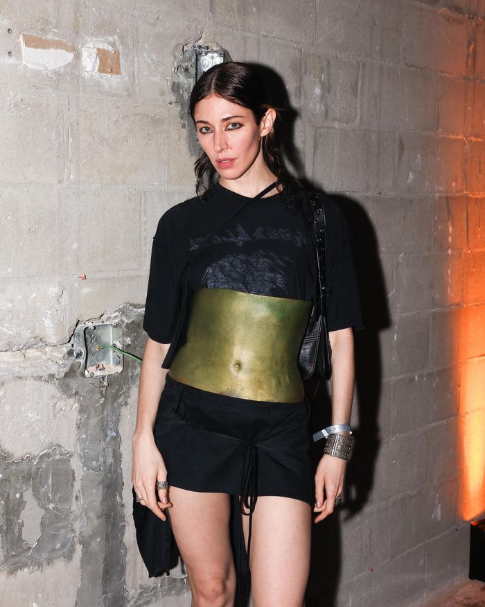 Photos: Doja Cat, Ice Spice & More Attend Jean Paul Gaultier and KNWLS' Party  Image