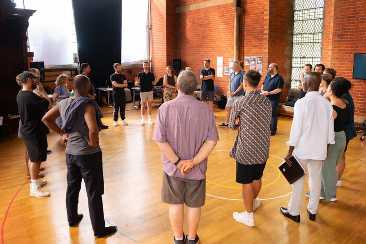 Photos: Inside Rehearsal For the UK Tour of QUIZ  Image