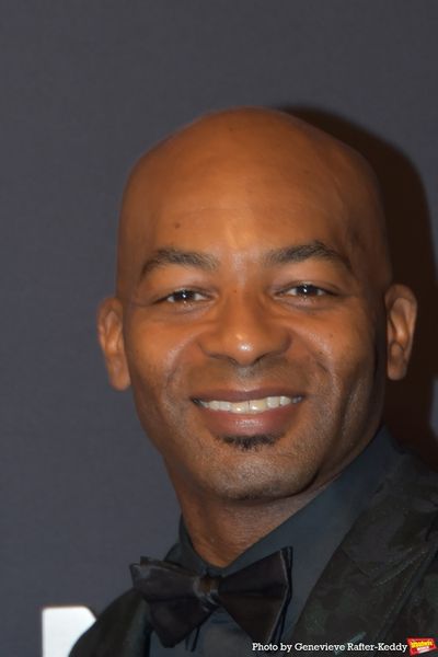 Brandon Victor Dixon Photo