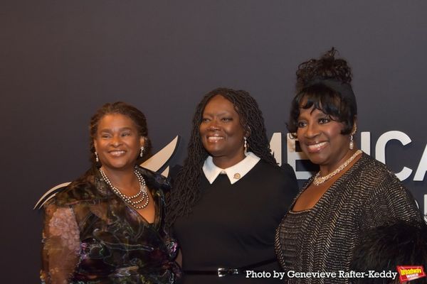Robyn Coles, Beverly Jenkins and LaTanya Richardson  Photo