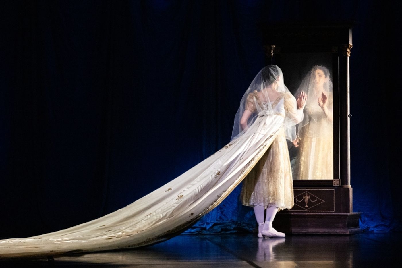 Interview: Chase O'Connell Shares the Spectacle That We Can Look Forward to in Houston Ballet's MIDSUMMER NIGHT'S DREAM  Image