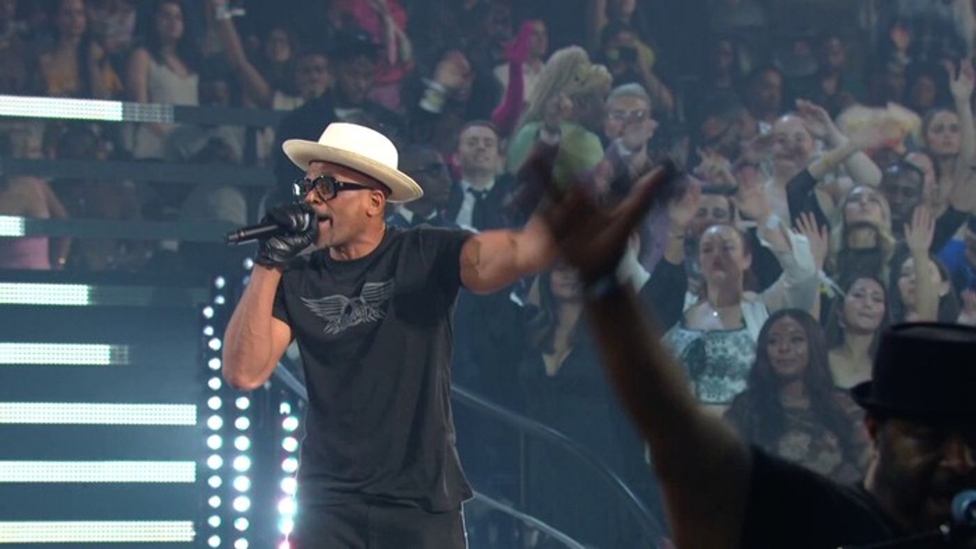 Photos: Inside the MTV VMAs With Taylor Swift, Nicki Minaj, Reneé Rapp & More  Image