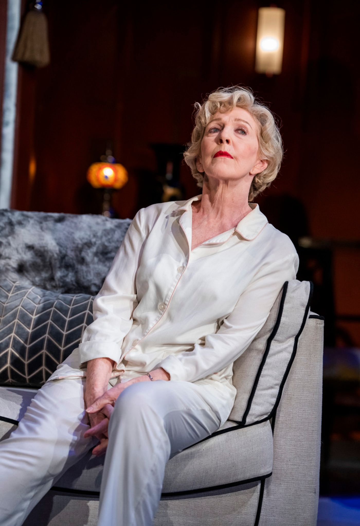 Photos: First Look at Nigel Havers and Patricia Hodge in PRIVATE LIVES in the West End  Image