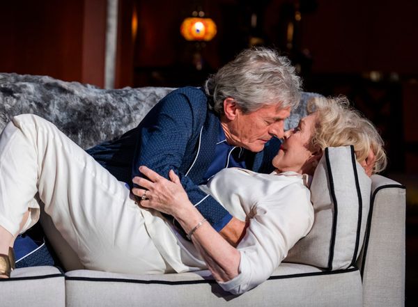 Patricia Hodge and Nigel Havers  Photo