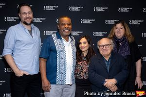 Moritz von Stuelpnagel, Ray Anthony Thomas, Lucy DeVito, Danny DeVito, Theresa Rebeck @ BroadwayWorld Moritz von Stuelpnagel, Ray Anthony Thomas, Lucy DeVito, Danny DeVito, Theresa Rebeck Photo