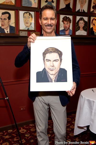 Eric McCormack Photo
