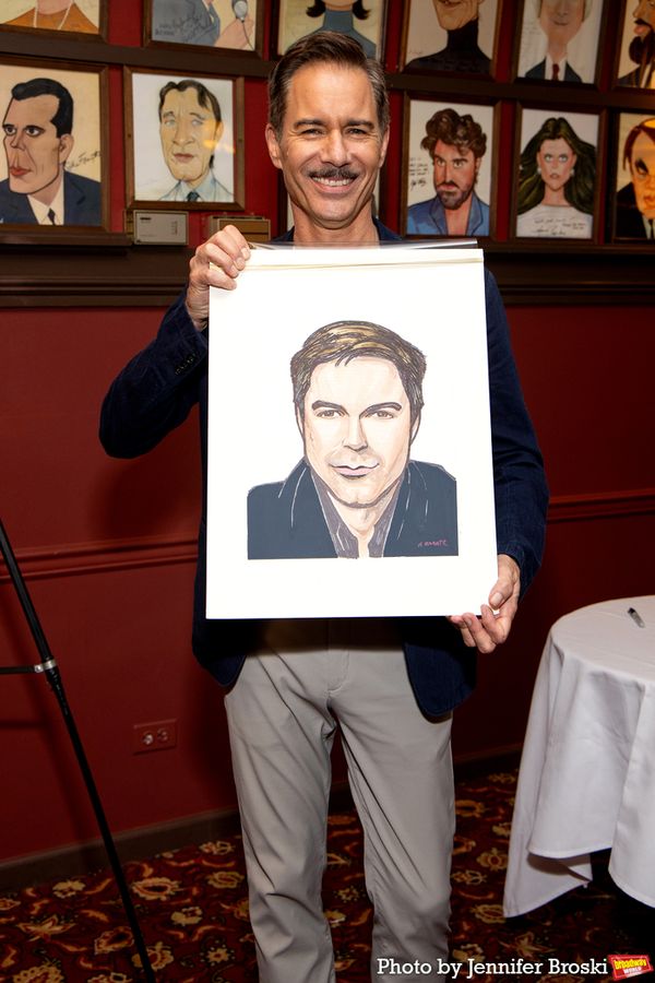 Eric McCormack Photo