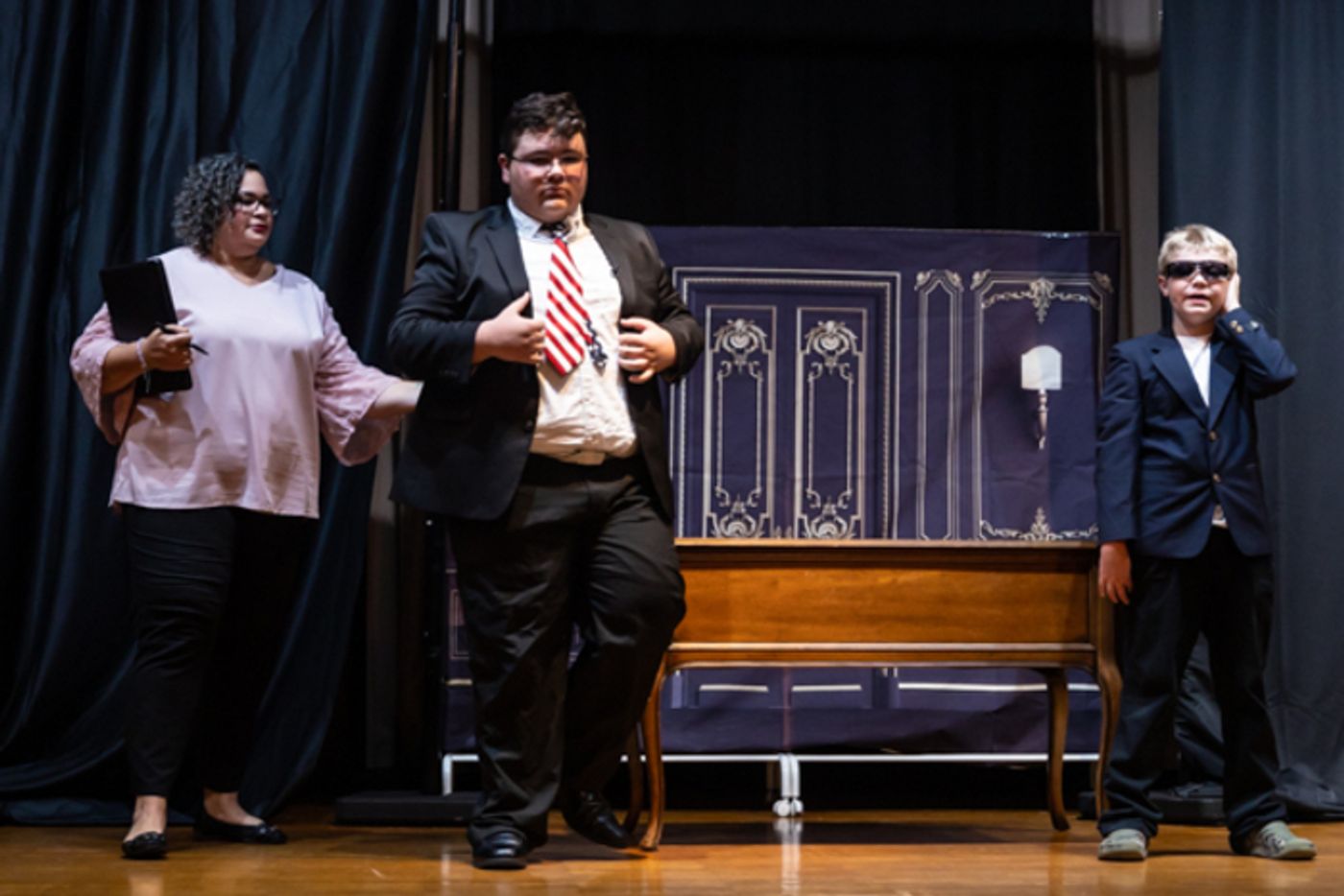 Photos: First look at Rise Up Art Alliance Community Theatre's THE DAY ALIENS ATTACKED FAIRFIELD Photos: First look at Rise Up Art Alliance Community Theatre's THE DAY ALIENS ATTACKED FAIRFIELD Image